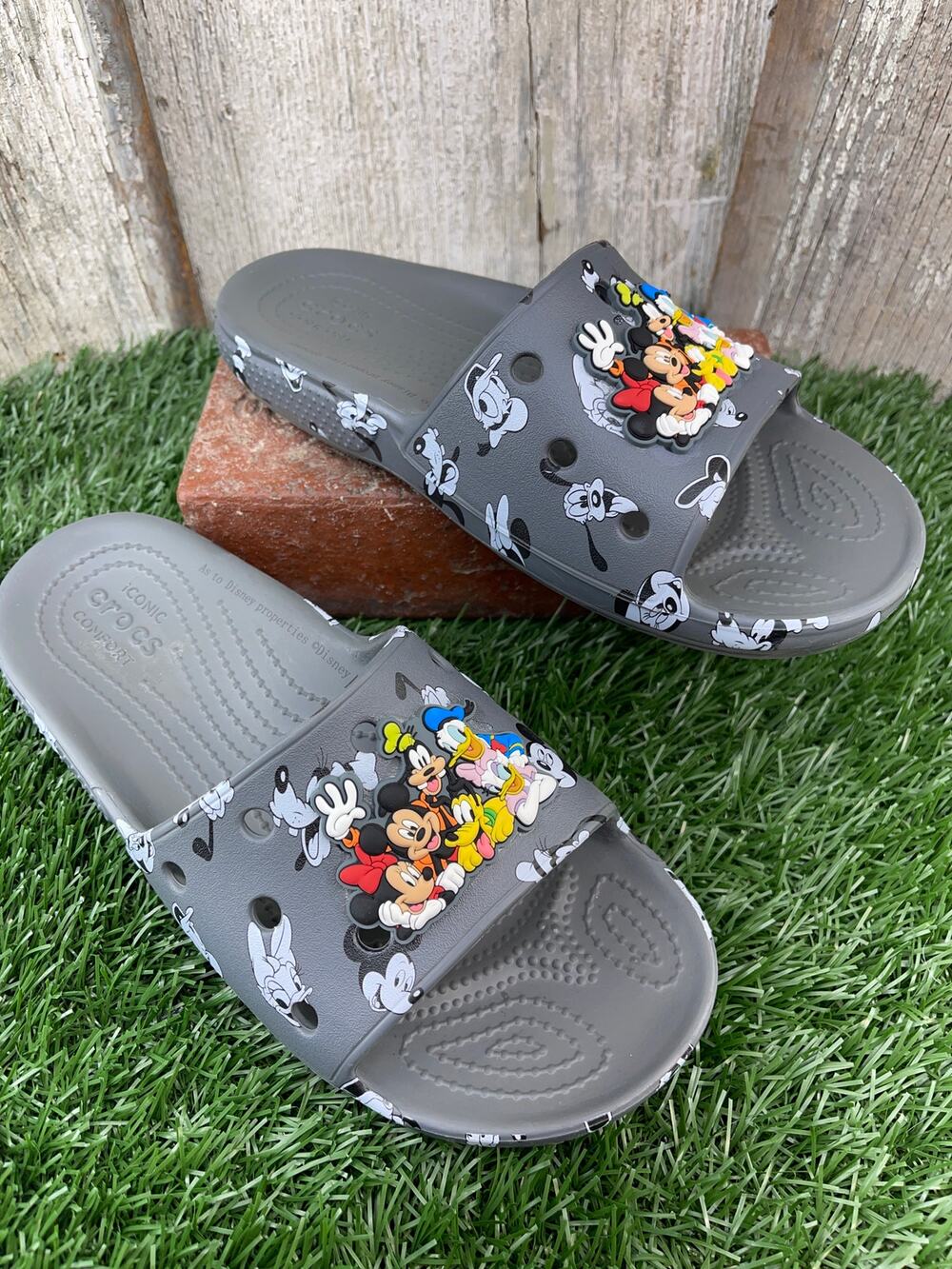 CROCS Disney Parks Mickey and Friends Sildes Gray Women's 6